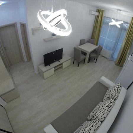 911 Cazare Mamaia Exterior photo