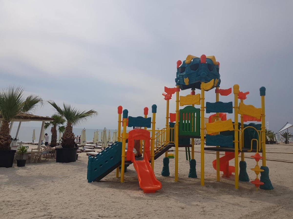 911 Cazare Mamaia Exterior photo
